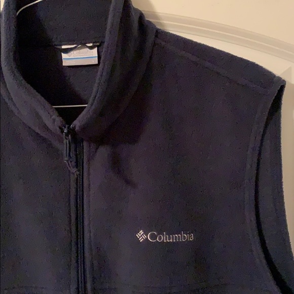 Columbia Fleece Vest - Picture 3 of 4